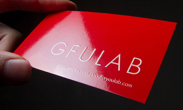 Name card được cán bóng