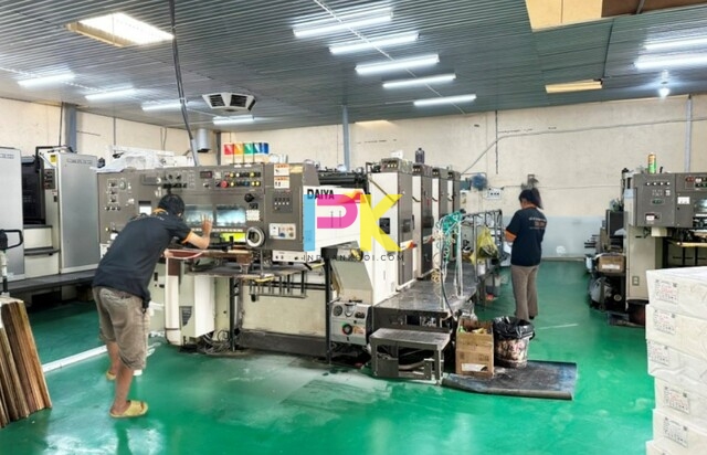 Các xưởng in decal và tem nhãn tại TP.HCM cho doanh nghiệp và cá nhân 8 MILIGO in decal giấy, nhựa, xi bạc, tem nhãn 7 màu, giao hàng nhanh trong 2h tại TP.HCM